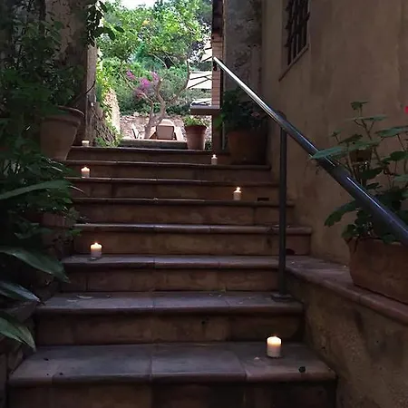 ベッド・アンド・ブレックファスト Residenza D'epoca 1861 サンタ・マリア・ディ・カステッラバーテ